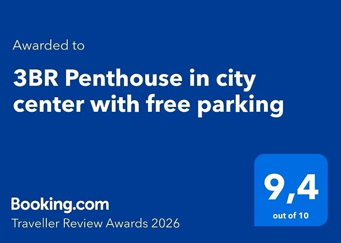 Apartment 3br Penthouse In Center With Free Parking *